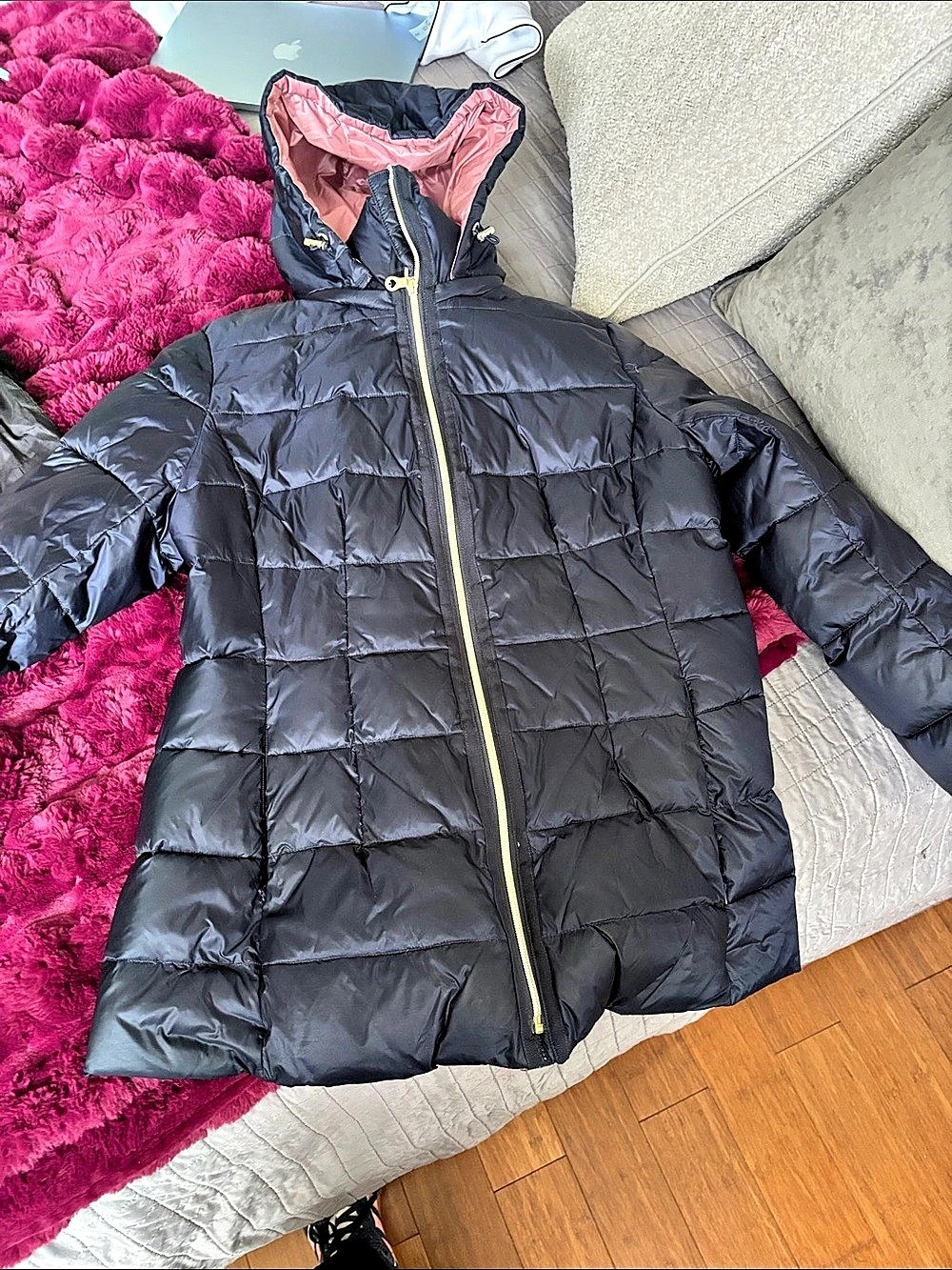 Kate Spade Hooded Puffer Jacket in navy & Pink EUC